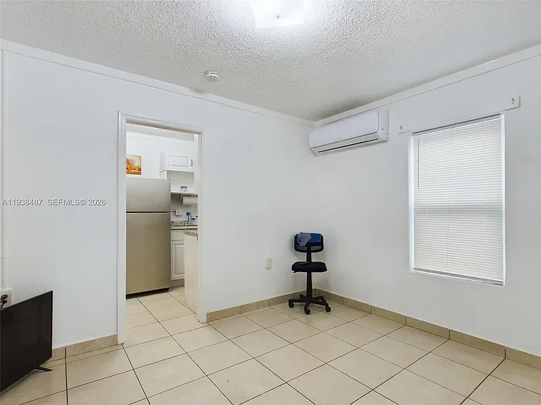 616 SW 8th Ave — Photo 9