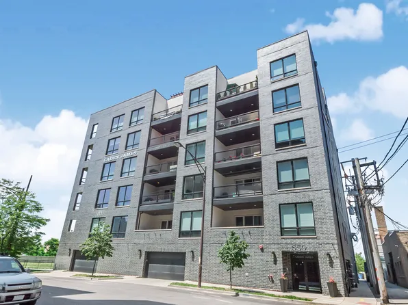 650 N Morgan St APT 202, Chicago, IL 60642