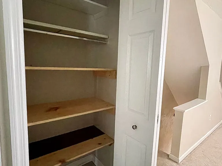 308 Ridge Point Cir — Photo 18