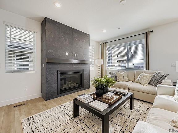2nd image of 8780 Julian Court
