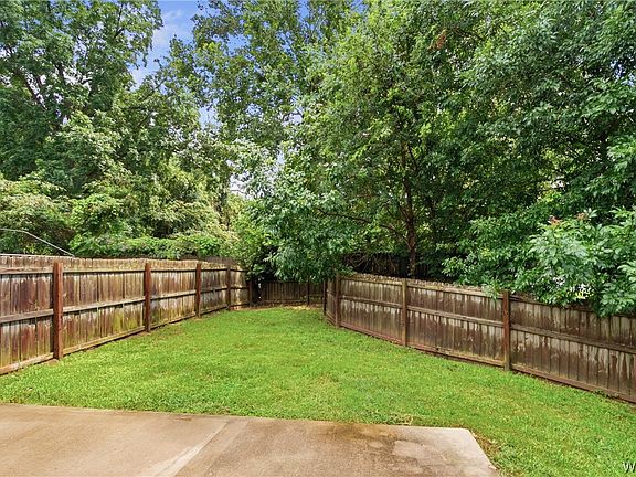 4th image of 1755 Saint Charles Way
