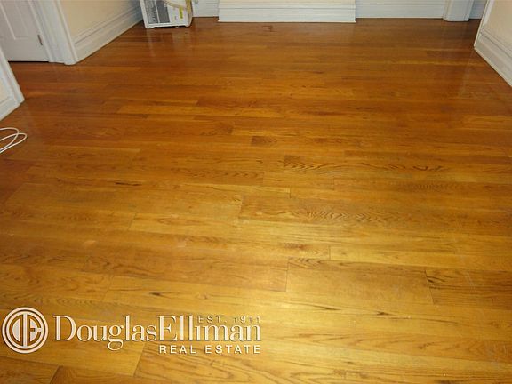 5th image of 265 W 81st St APT 5c