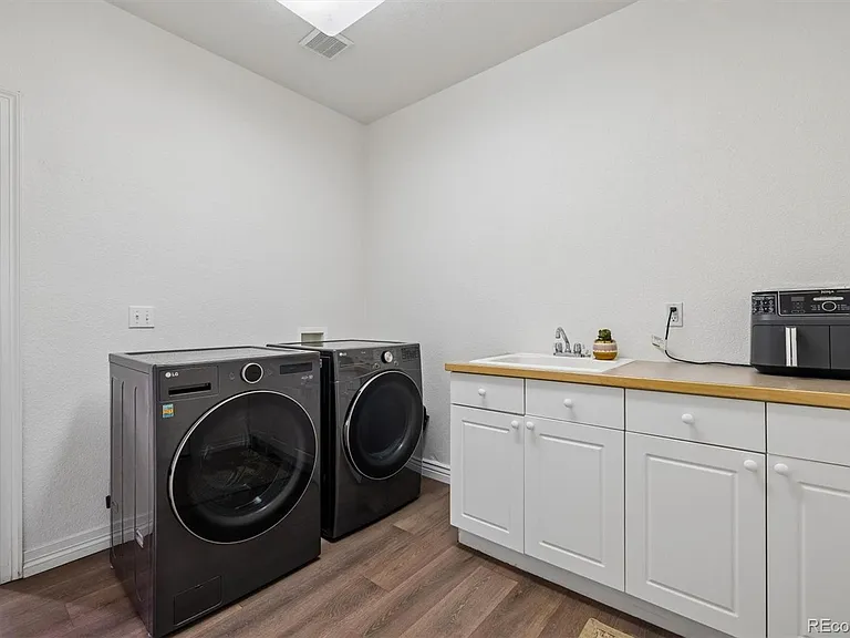 561 Ridgeside Dr — Photo 28