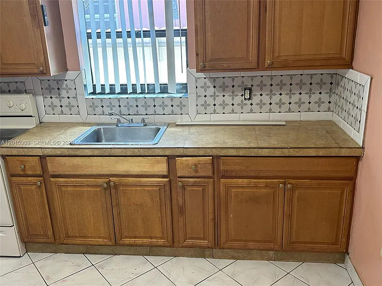 1330 NE 153rd St #2 — Photo 3