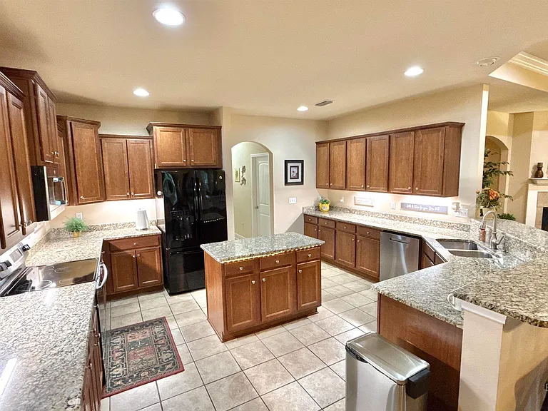 697 Parish Lakes Dr — Photo 13