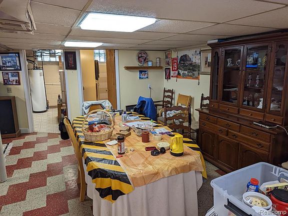 3rd image of 15036 Jonas Ave