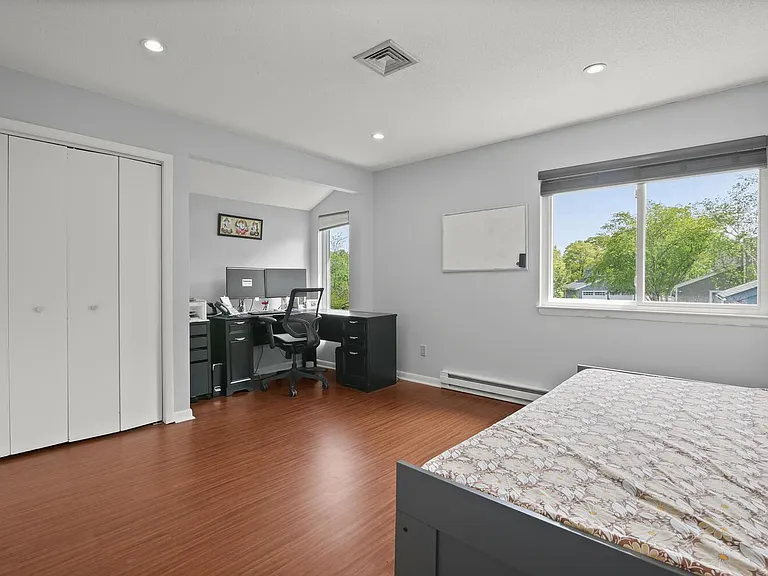 358 Loveland Rd — Photo 18