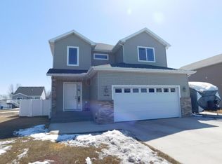 2646 56th Ave S, Fargo, ND 58104
