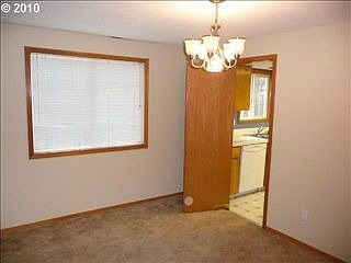 5th image of 6836 SE Lois St