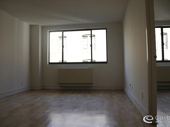 2nd image of 323 W 96th St APT 206