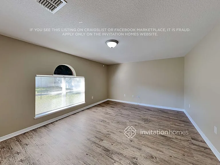 313 Flint Dr — Photo 4