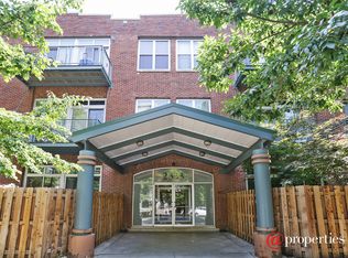 2333 W Saint Paul Ave APT 131, Chicago, IL