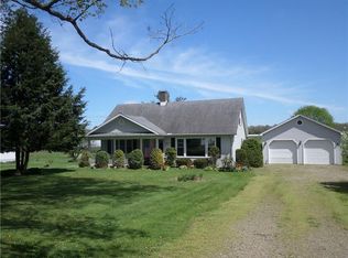 9967 Sampson Rd, Erie, PA 16509