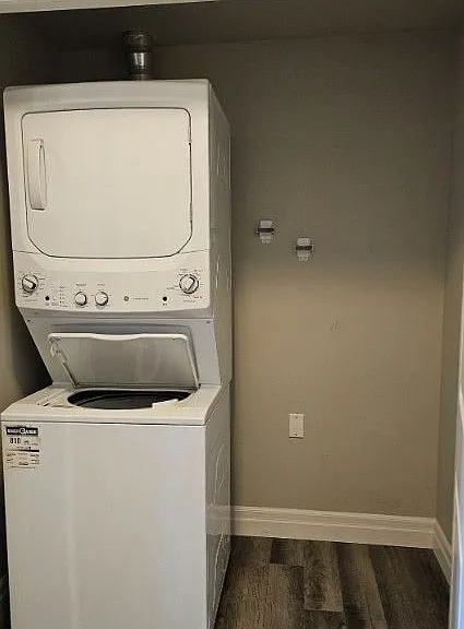 501 Frontenac St #213 — Photo 11