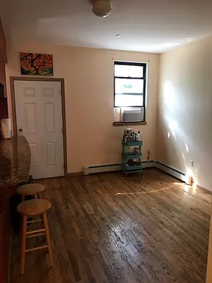 Rented by Owner | media 12