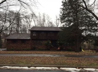 57 Willis Dr, Ewing, NJ 08628