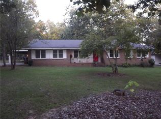 436 Lakeview Dr, Cedartown, GA 30125