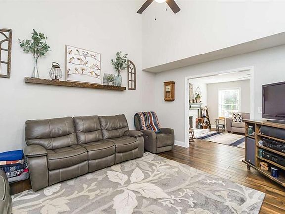 4th image of 4646 Sherman Allen Way