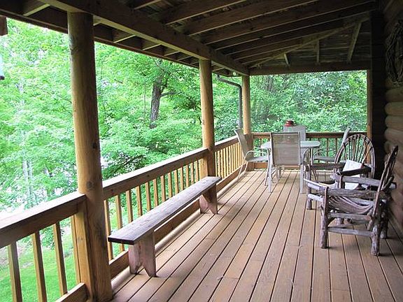 2nd image of 1044 Lake Of The Woods Loop