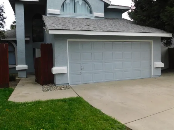 2400 Country Ranch Dr, Modesto, CA 95355