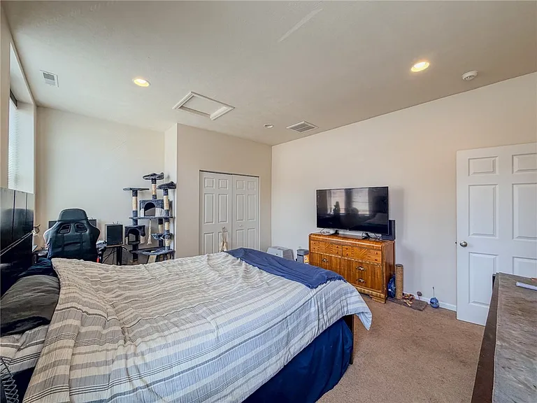 137 N Main St #B — Photo 18