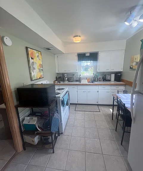 1 bed, 1.0 bath, 650 sqft, $1,150 — Photo 1