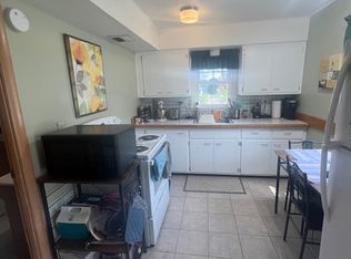 742 Elizabeth St, Oconomowoc, WI 53066