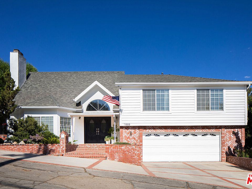 1st image of 11888 East Trl