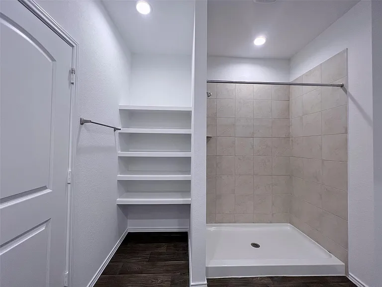 14918 Cypress Hollow Dr — Photo 17