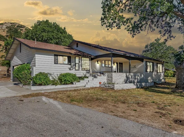 26201 Bear Valley Rd, Tehachapi, CA 93561