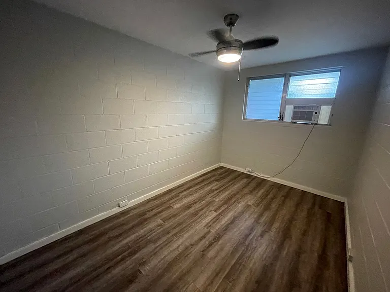1148 Wilder Ave — Photo 8