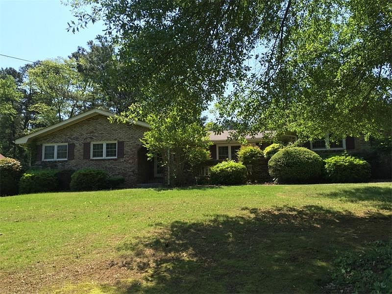 1st image of 2724 Amberly Way