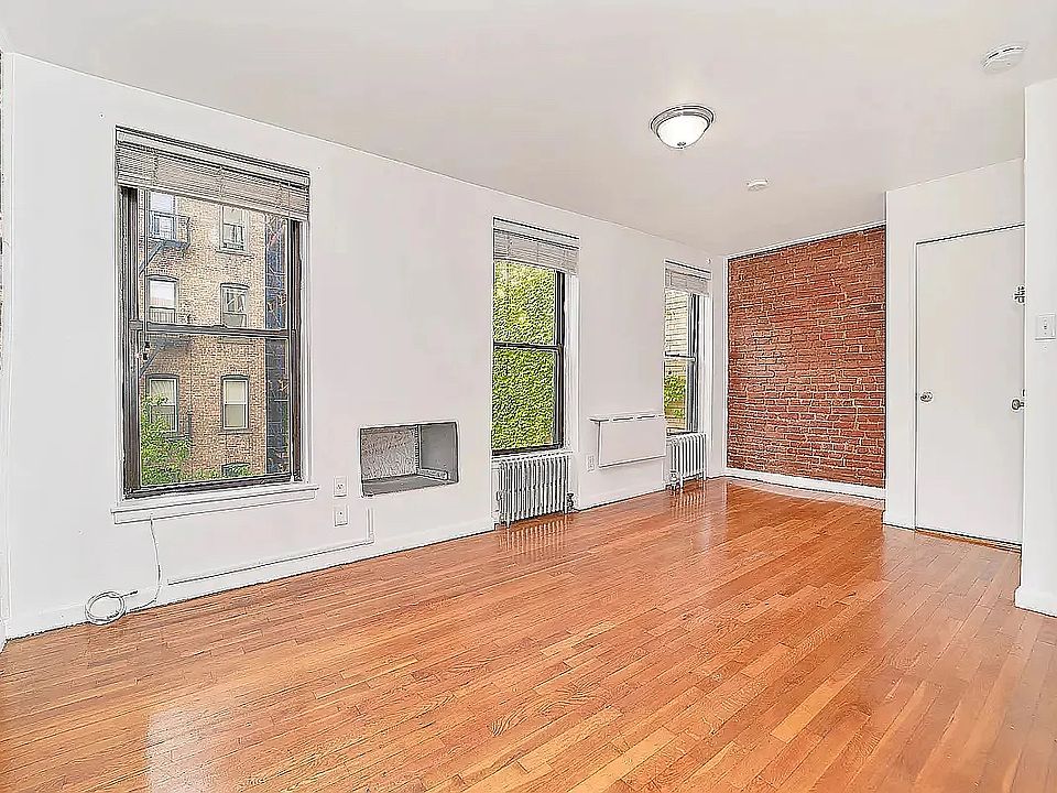 1st image of 241 W 24th St #4XX