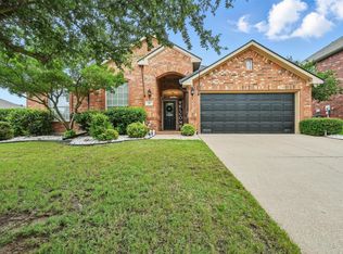22 Mary Lou Ct, Mansfield, TX 76063