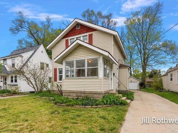 651 Alger St SE, Grand Rapids, MI 49507