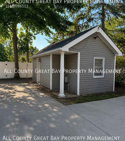 121 Rose Dr #D — Photo 1