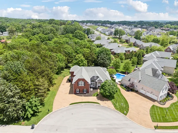 512 Pauls Trl, Hermitage, TN 37076