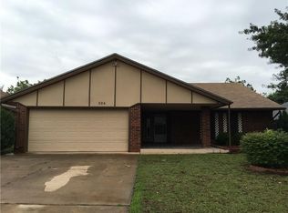 504 Sage Brush Rd, Yukon, OK 73099