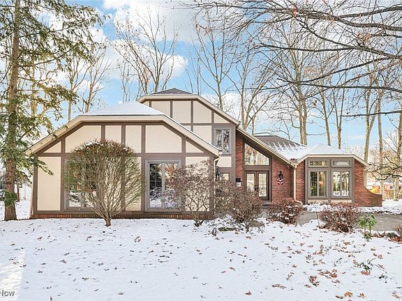 2nd image of 25775 Briarwood Ct