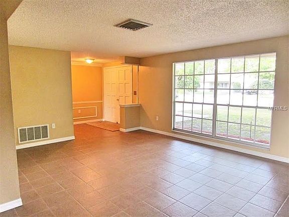 4th image of 12829 Ironwood Cir