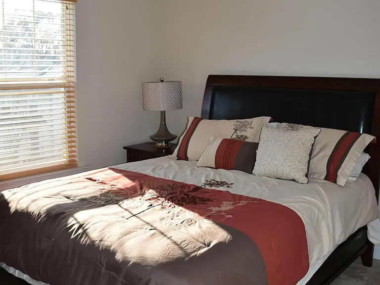 390 English Oak Ln — Photo 11