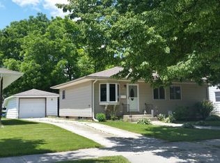2526 S 15th St, Sheboygan, WI 53081