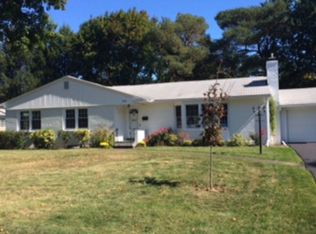 92 Greenridge Dr E, Elmira, NY 14905