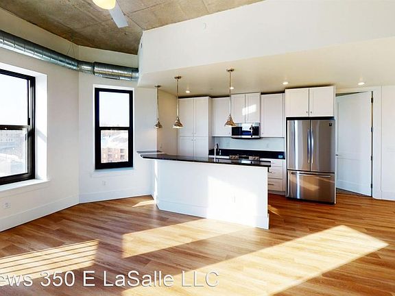 3rd image of 300 E Lasalle Ave #920