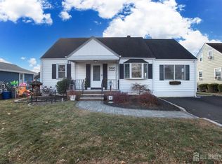 509 Clinton Ave, Middlesex, NJ 08846