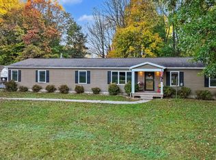 33022 Fredrick St, Paw Paw, MI 49079