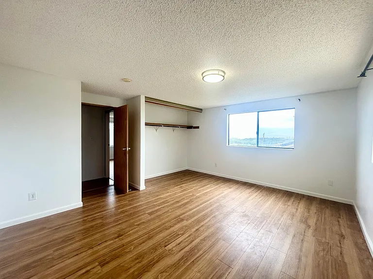960 Wailupe Dr — Photo 15
