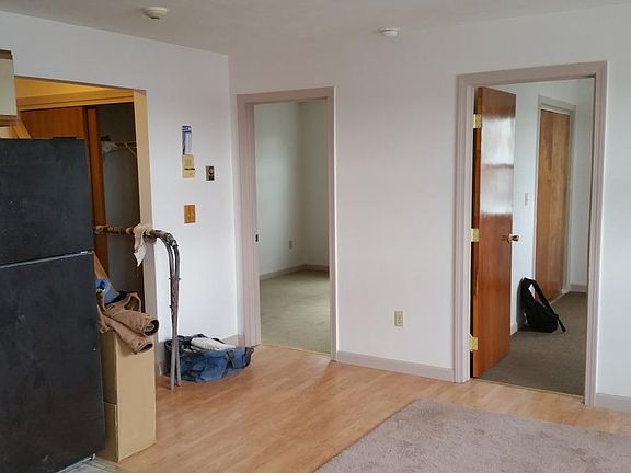 4th image of 479 Durfee St APT 16