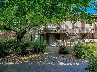 1225 Singingwood Ct APT 1, Walnut Creek, CA 94595