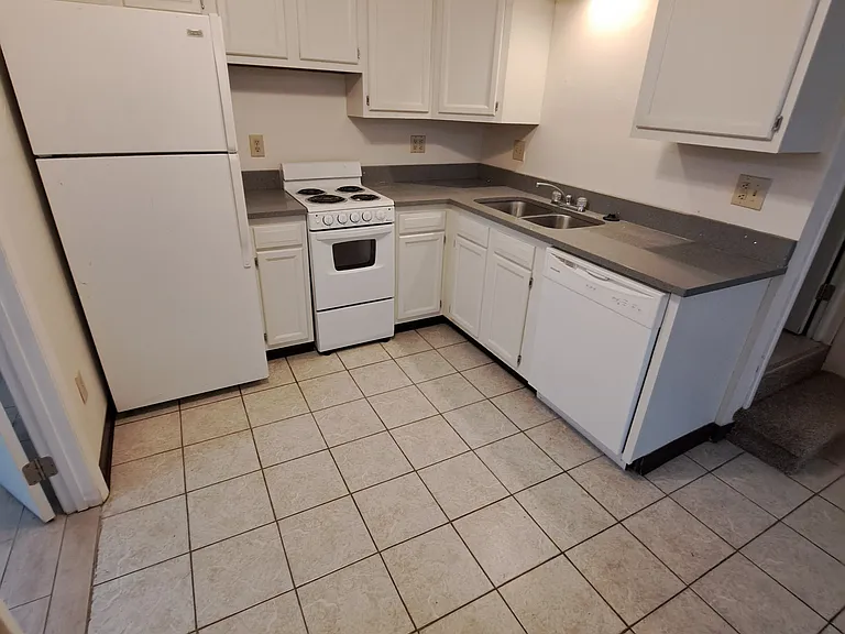 1826 N Star Ave #U — Photo 2
